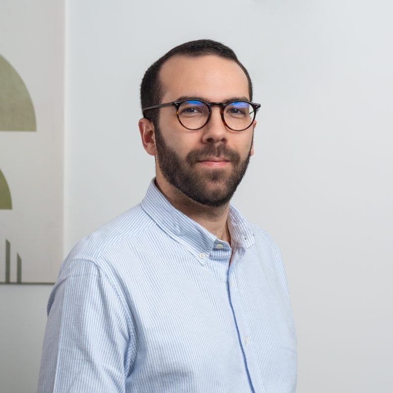 docteur mehdi bencheqroun retine cataracte refractive paris Dr Mehdi Bencheqroun chirurgien retine cataracte et refractive a Paris